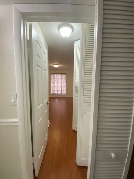 Building Photo - 9403 SW 76th St