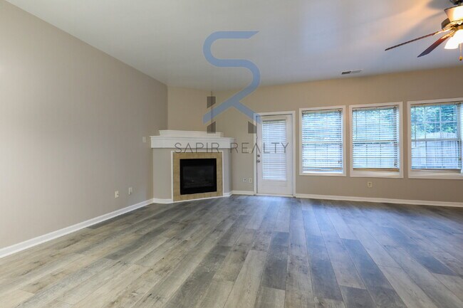 Building Photo - 67 Trailside Cir