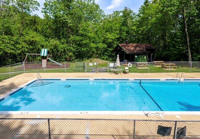 Building Photo - 603 Fox Run Ln