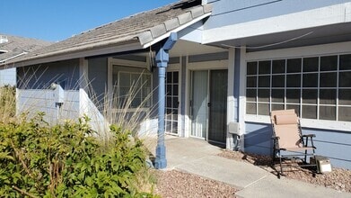 Building Photo - 2 Bed 2 Bath