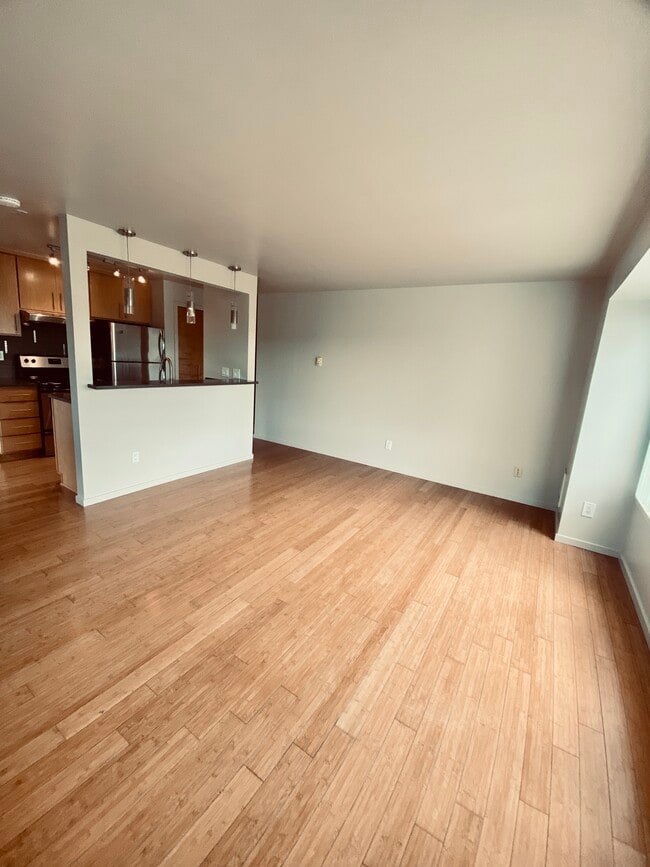 Building Photo - Zen Condo Homes