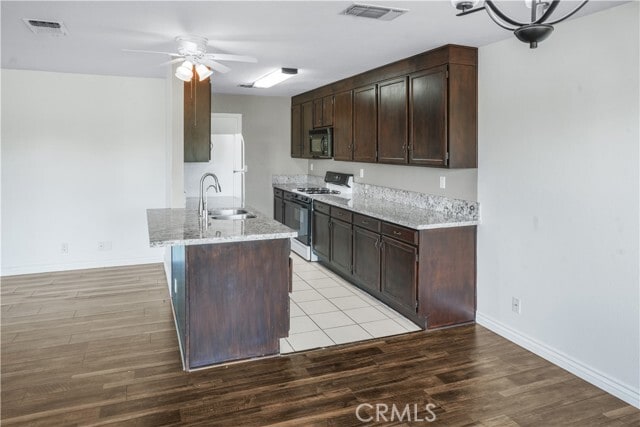 Building Photo - 27535 Lakeview Dr