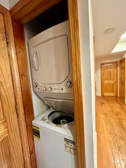 Building Photo - 20 Winthrop St