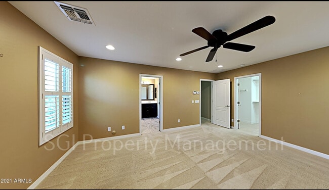 Building Photo - 5644 E Ansel Ave