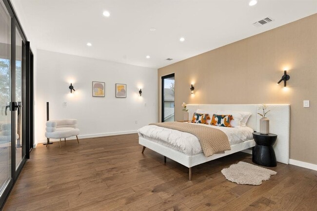 Building Photo - 14707 Little Fox Trail