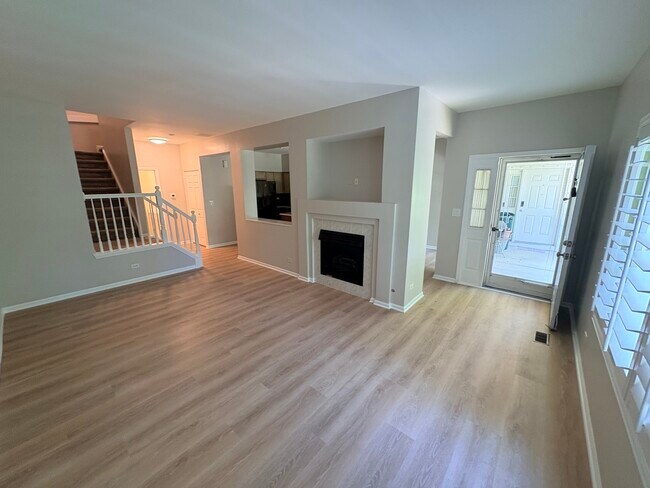 Building Photo - 53 Braxton Ln