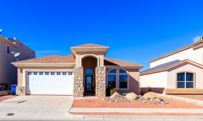 Primary Photo - Custom 1 Story Home in Sandstone Ranch Est...