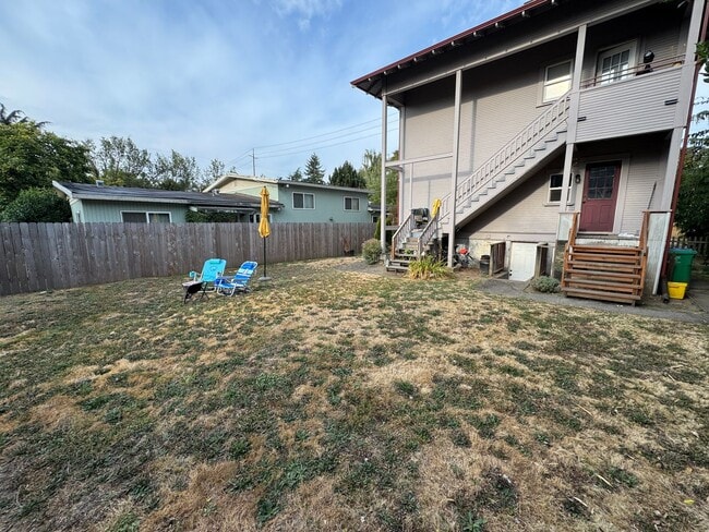 Building Photo - 8524 SE 11th Ave