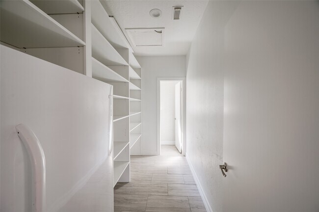 Building Photo - 5527 Fragrant Cloud Ct