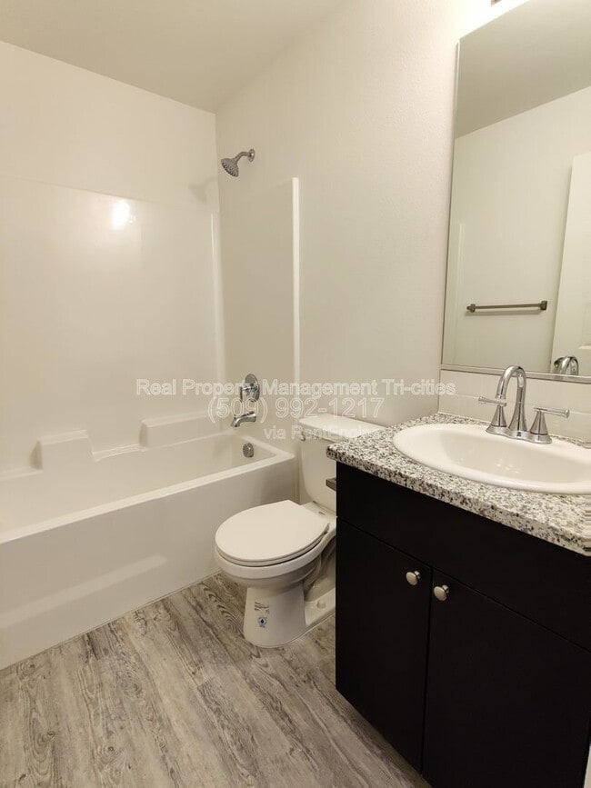 Building Photo - 6944 Hardrock Ct