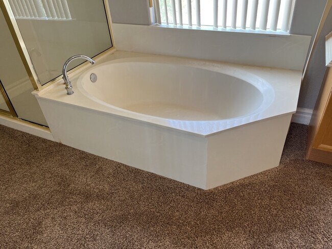 Building Photo - Stunning 2 story, 5-bedroom home in Rhodes Ranch