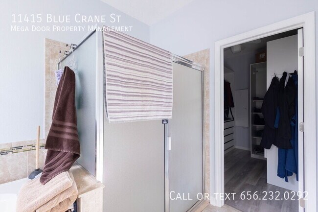 Building Photo - 11415 Blue Crane St