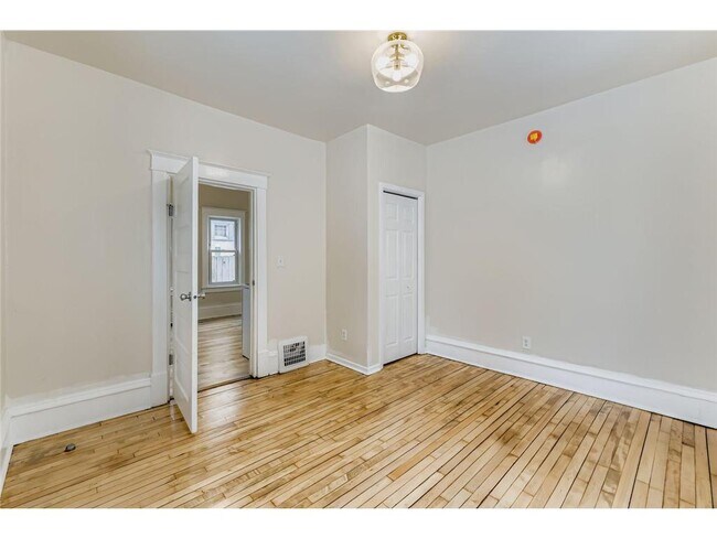 Building Photo - 3507 N Newton Ave