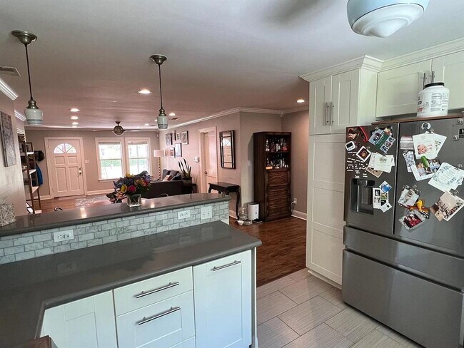 Building Photo - 1314 Arcadia Ave