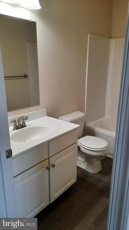 Building Photo - 841 Schooner Ln