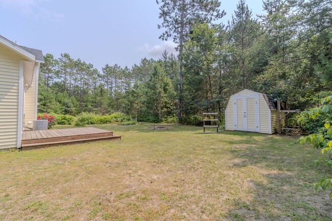Building Photo - 11821 Lillian Lee Dr