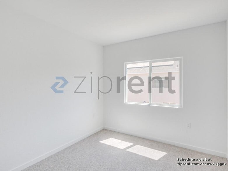 Building Photo - 1753 N Mitchell St