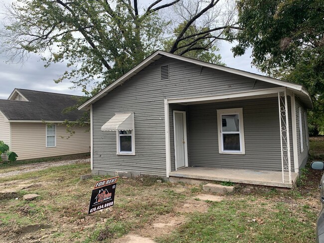 Primary Photo - 3619 N 50th St