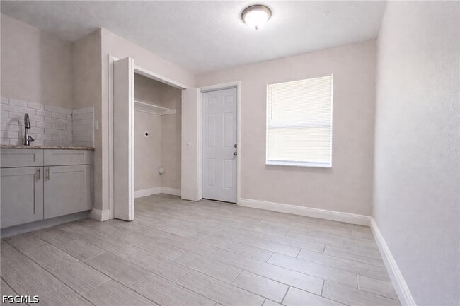 Building Photo - 5451 Eleventh Ave