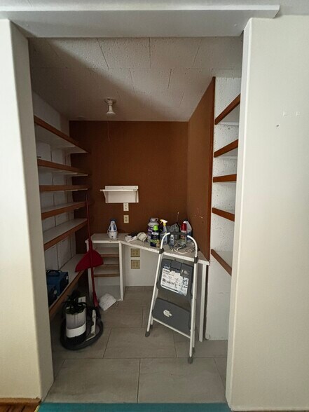 Building Photo - 349 Bone Plain Rd