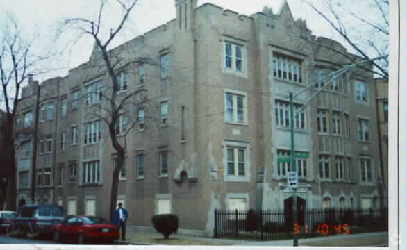 Primary Photo - 7701-7705 S Phillips