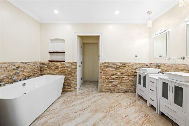 Building Photo - 6344 NW 74th Terrace