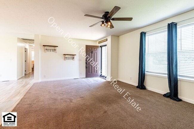 Building Photo - 3420 S 1075 E