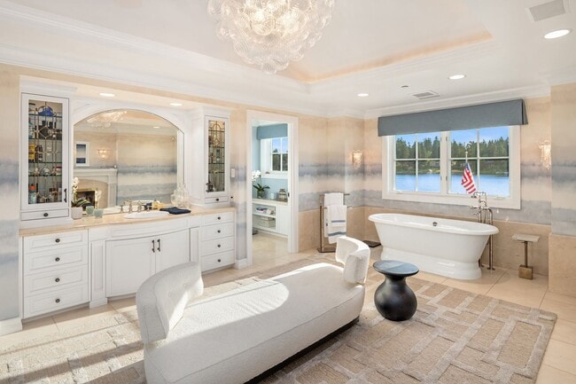 Building Photo - 5bd/5.5ba Yarrow Point Home