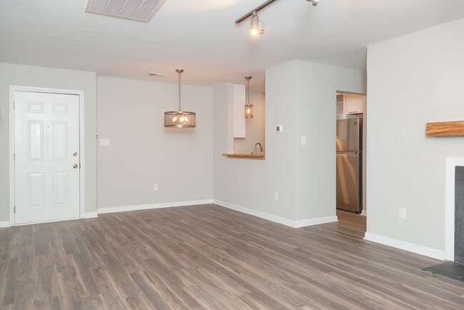 Building Photo - Condo in Brandon Ridge