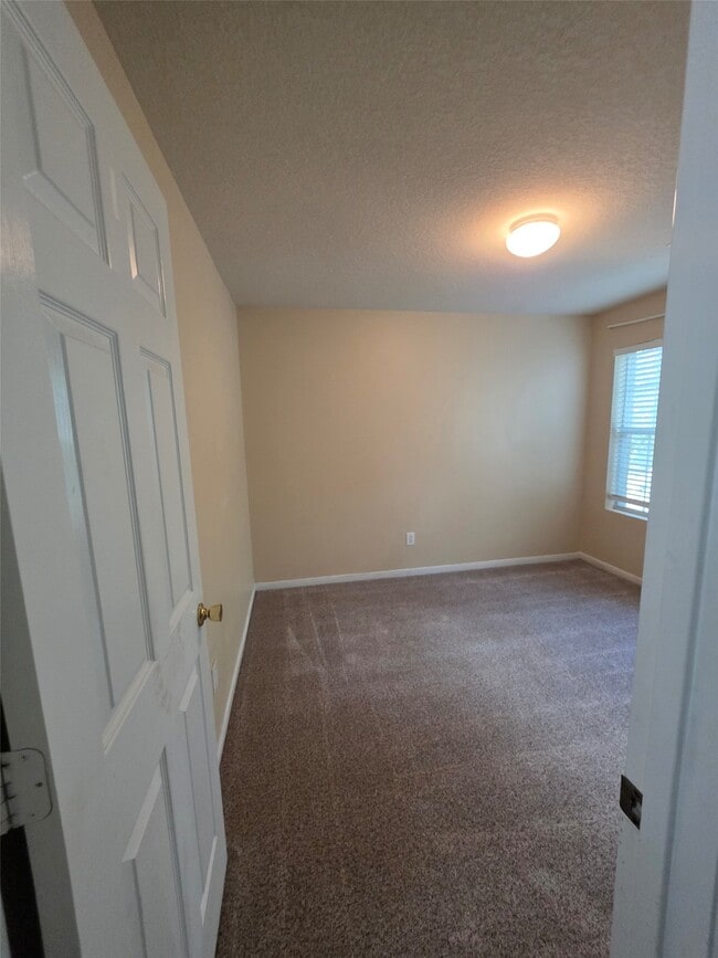Building Photo - 14407 Keystone Green Dr