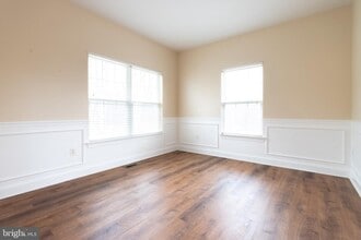 Building Photo - 3905 Woodreed Dr