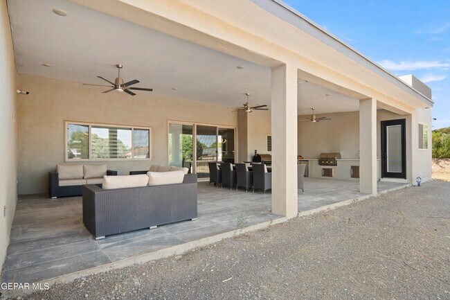 Building Photo - 745 Camino Norte Ct