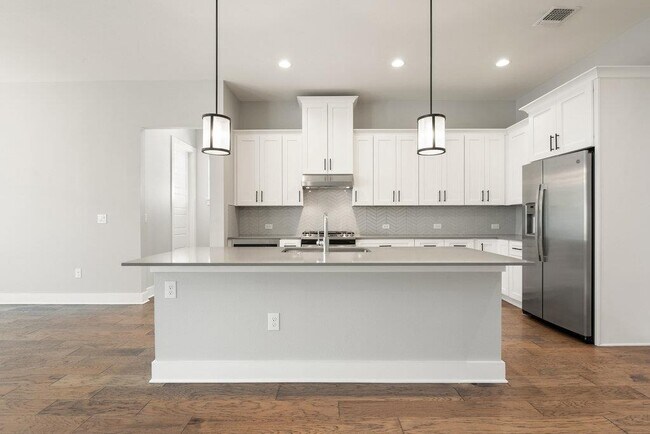 Building Photo - 3018 Sunridge Dr