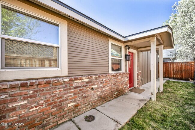 Building Photo - 58 Caliente St