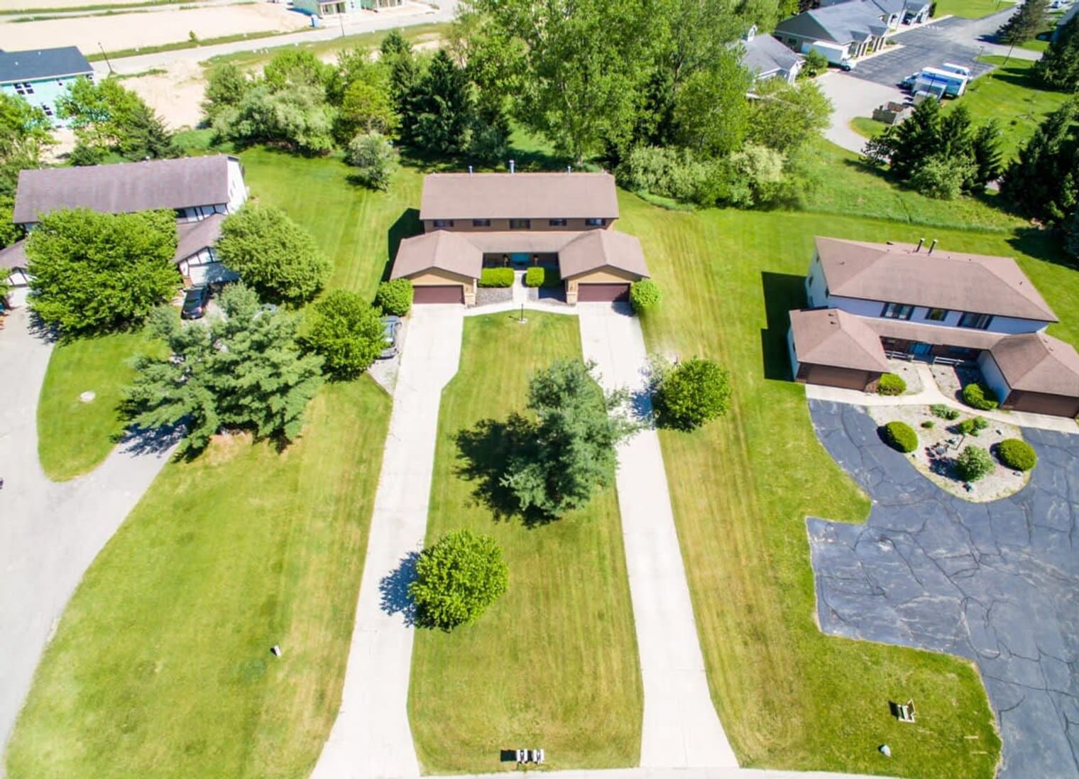 Building Photo - 6542 Bella Vista Dr NE