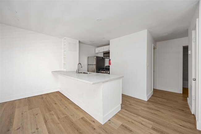 Building Photo - 2218 Hazard St