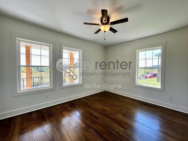 Building Photo - 3765 Dixie Cir