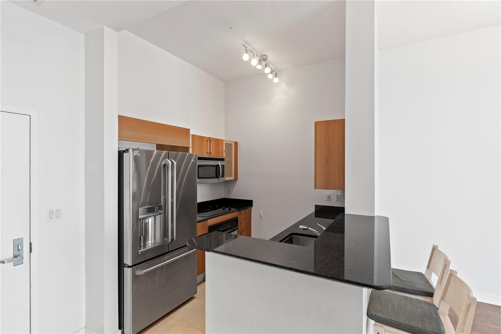 Building Photo - 335 S Biscayne Blvd