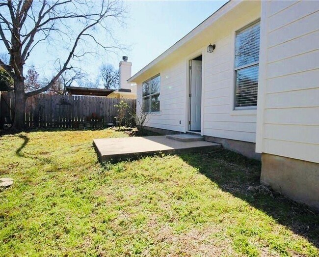 Building Photo - 507 Sweetgum Cove