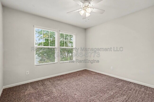 Building Photo - 4613 Tradd Cir