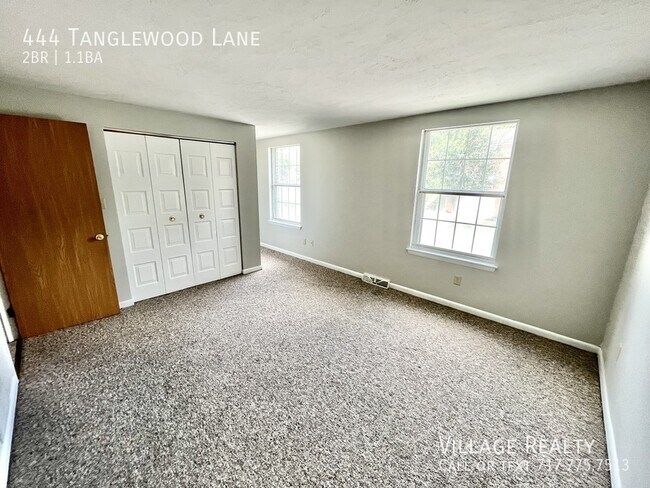 Building Photo - 444 Tanglewood Ln