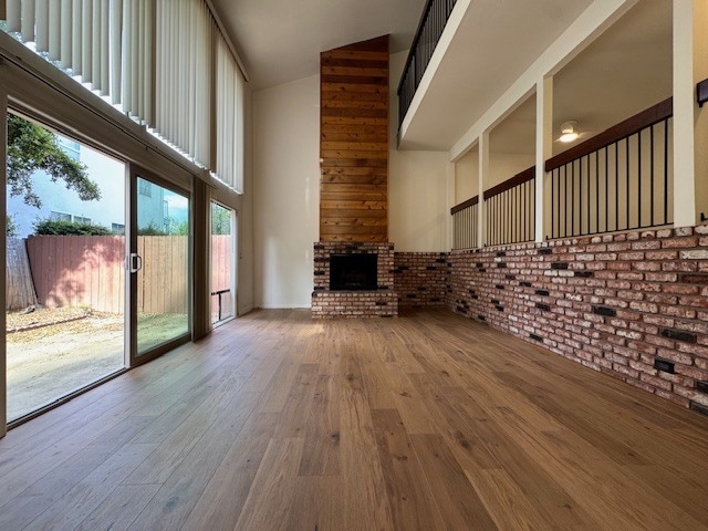 Building Photo - 2504 Levante St