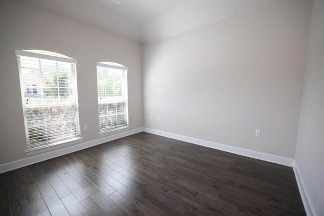 Building Photo - 5301 Ponte Tresa Dr