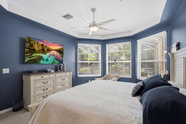 Building Photo - 1020 W Rollingwood Ct