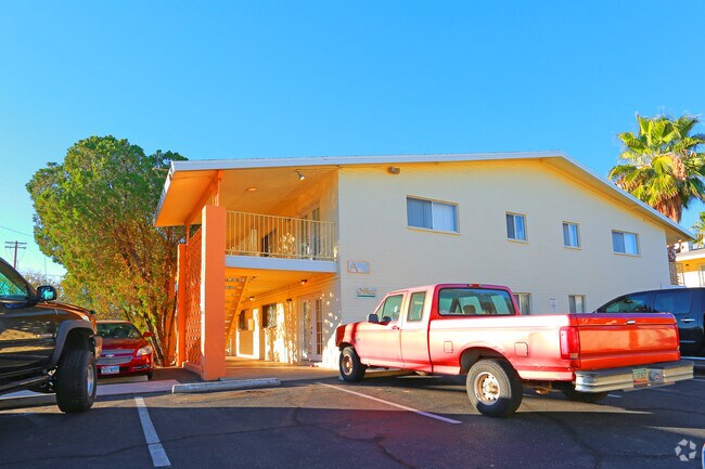 Building Photo - Orange Blossom Apartments