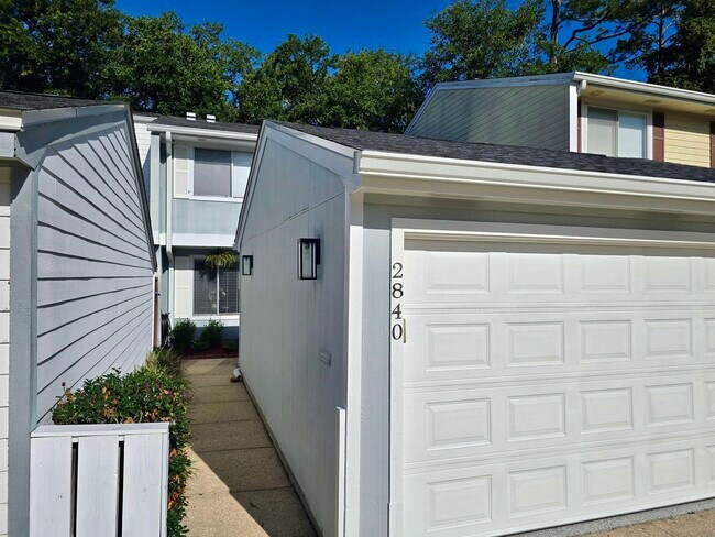 Building Photo - 2840 Blairstone Ct