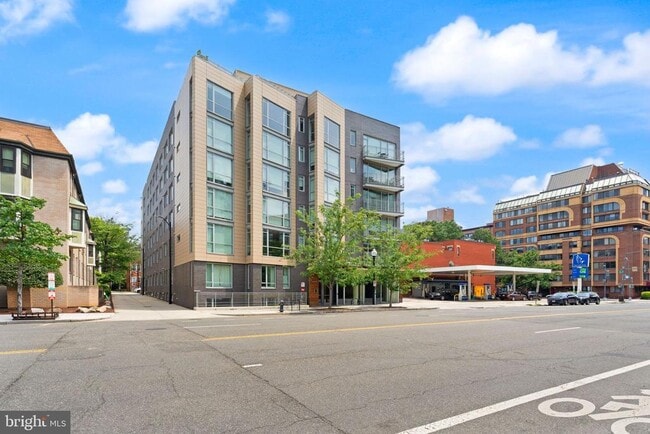 Building Photo - 1311 13th St NW
