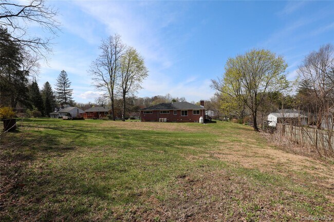 Building Photo - 111 Zandhoek Rd