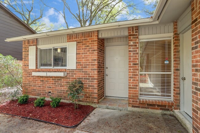 Building Photo - 74 Maple Branch St