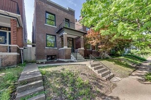 Building Photo - 4116 Flad Ave